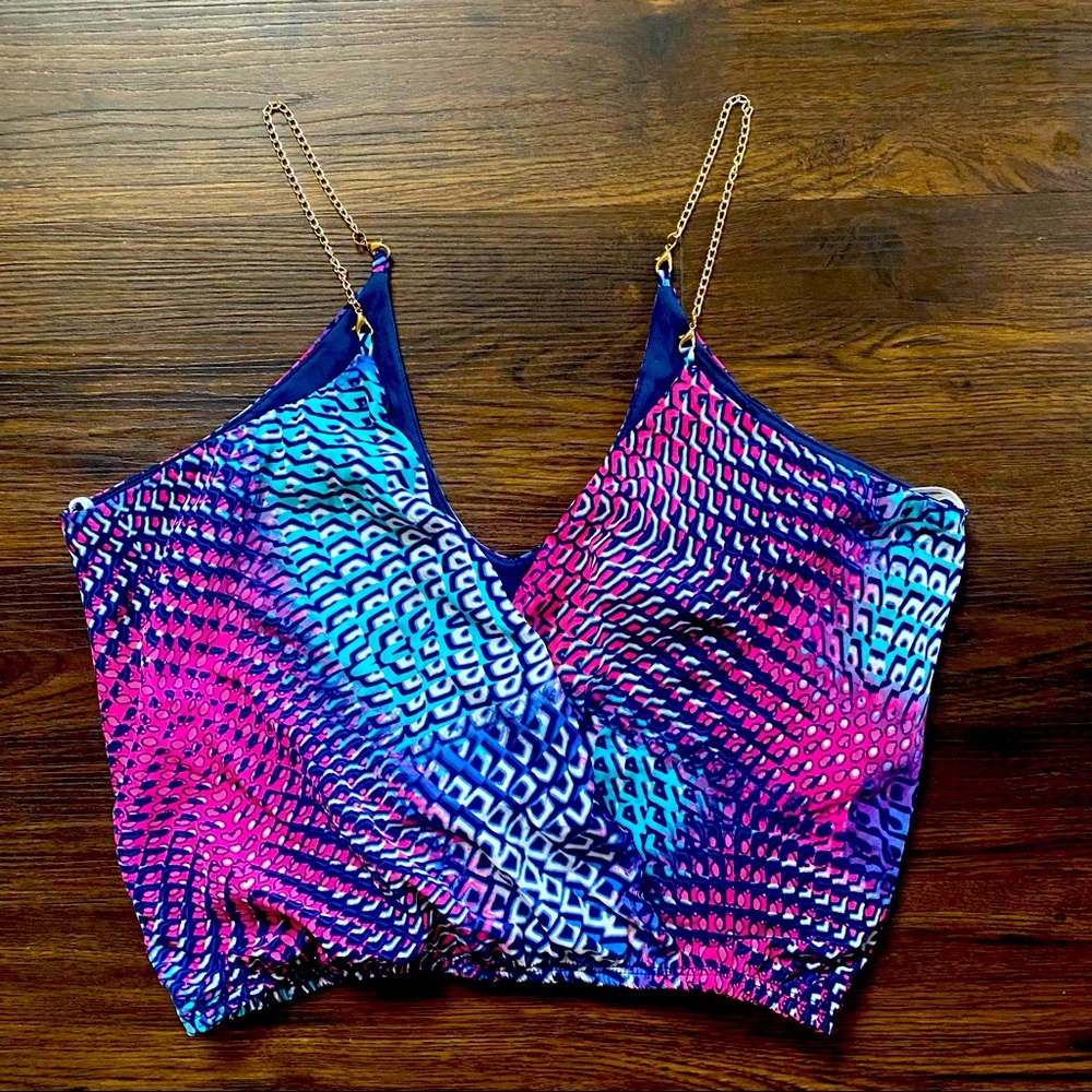 NWOT Pink Purple Teal Satiny Chainlink Crop Top - Medium